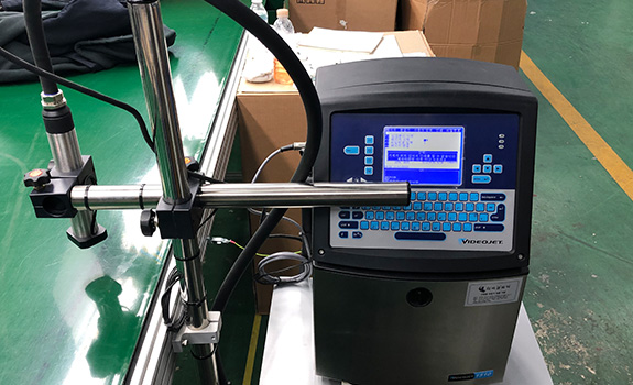 생산 LOT 마커기